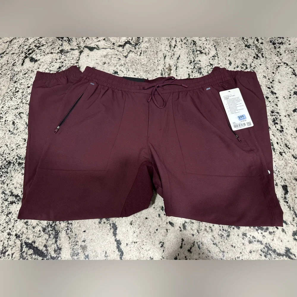 Lululemon License to Train Joggers - Picture 2 of 8